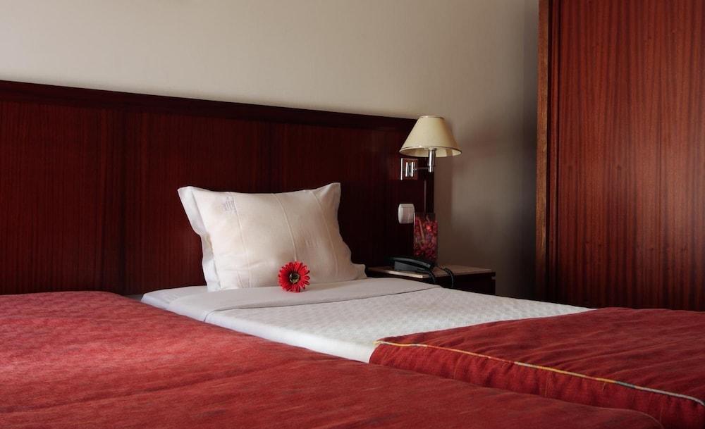Galeria Suite Hotel อาเวโร ภายนอก รูปภาพ